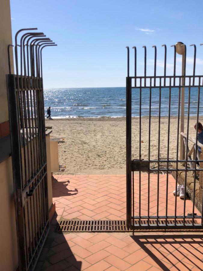 Pia Beach House Bacoli Esterno foto